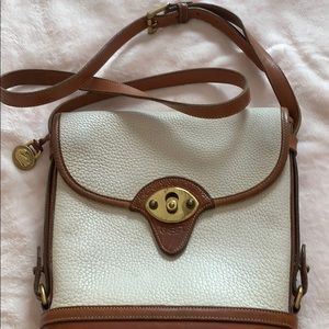 Beautiful VINTAGE DOONEY AND BOURKE CROSS BODY BAG